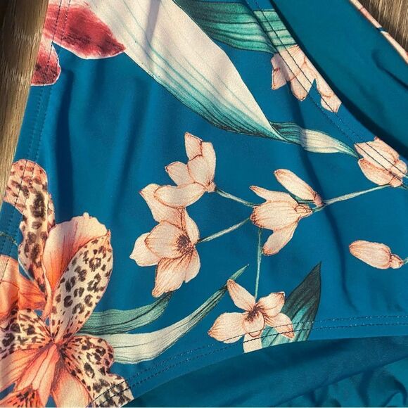 NWT LA Blanca Teal Floral Hipster Bikini Bottoms Multiple Sizes - Picture 4 of 9